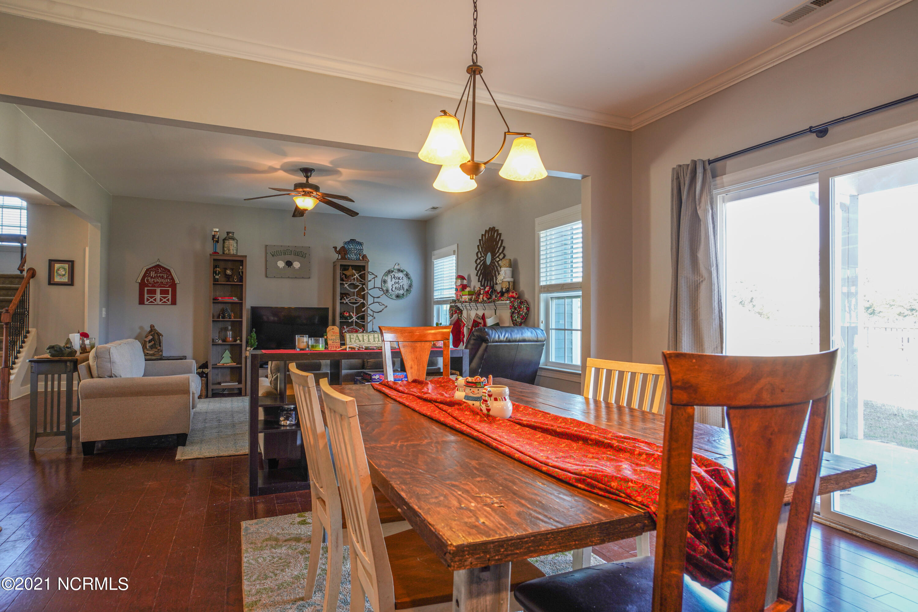 1411 Hammocks Beach Road Swansboro, NC 28584 - Photo 10 of 32 kitchen