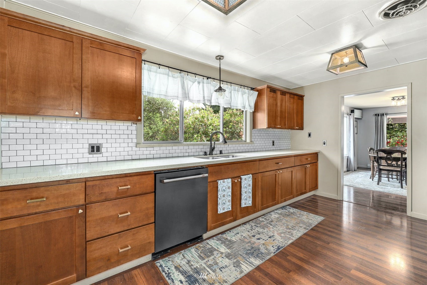 12218 Ingraham Road Snohomish, WA 98290 - Photo 8 of 31 Gallery Image 8