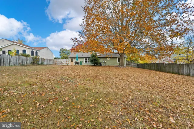 $380,000 | 10312 Meadowview Drive, Fredericksburg, VA 22408