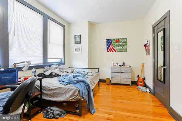 $2,500 | 1839 North 17th Street, Unit B, Philadelphia, PA 19121