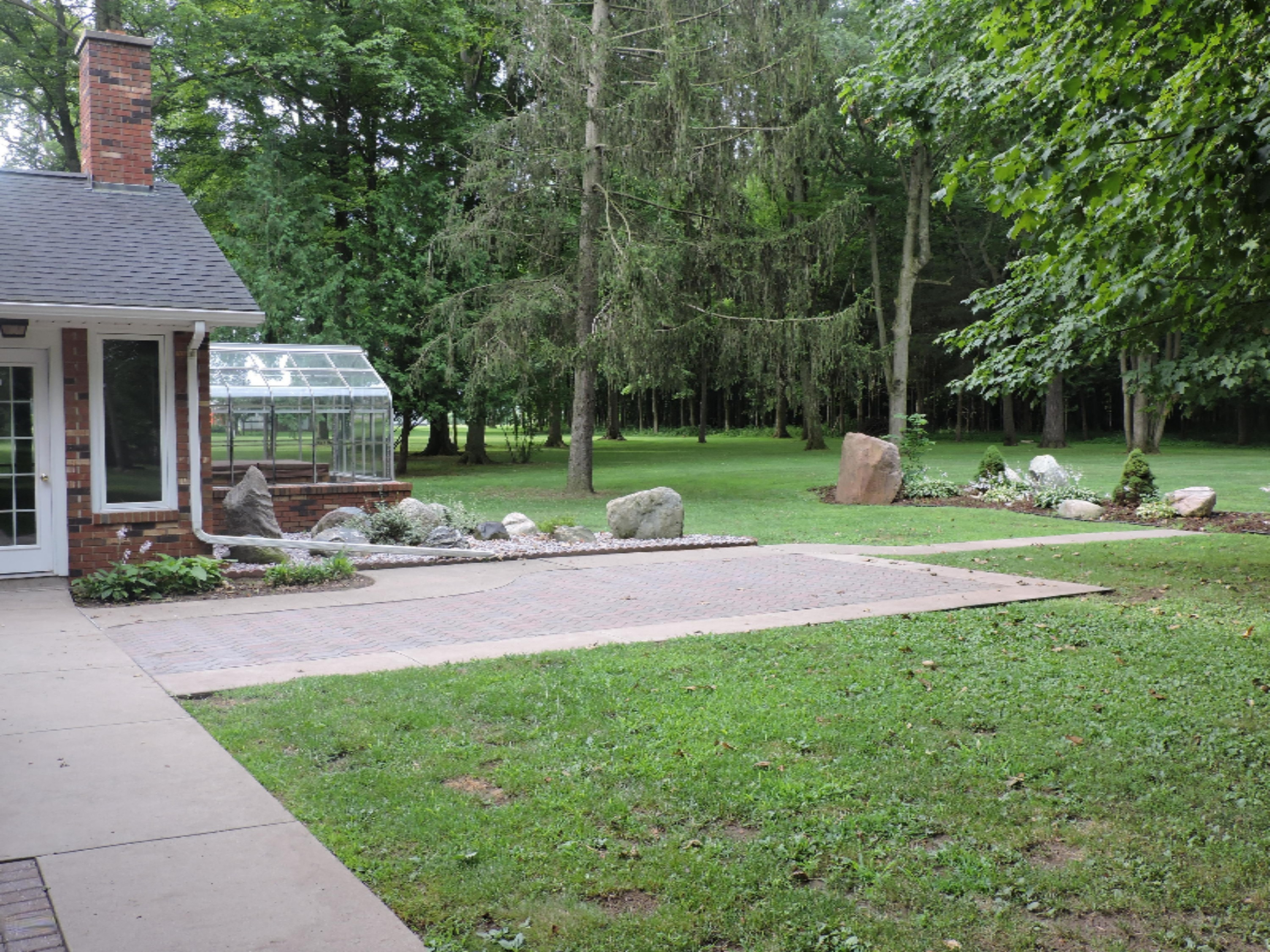 31799 Colon Road Colon, MI 49040 - Photo 10 of 44 Yard