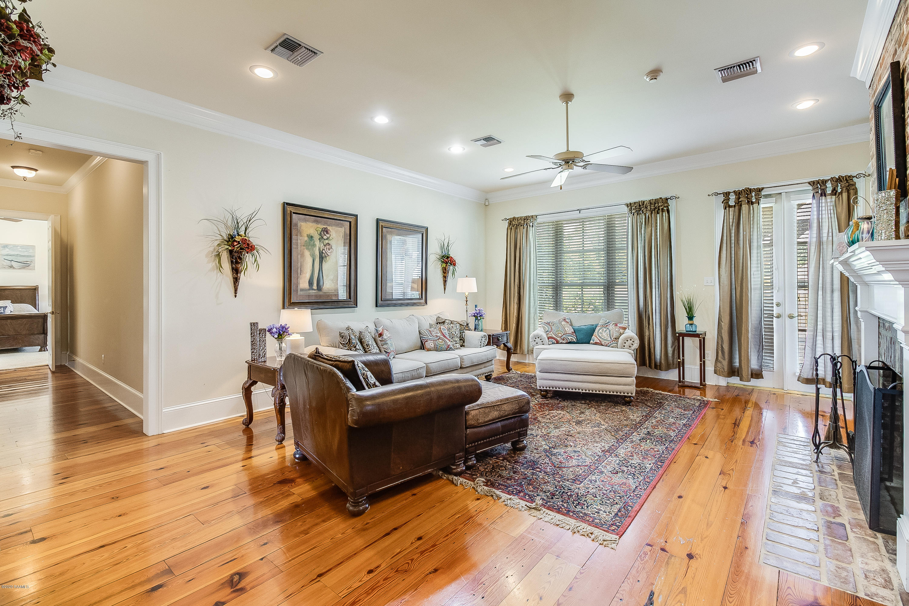 5219 Rip Van Winkle Road New Iberia, LA 70560 - Photo 4 of 30 Gallery Image 4
