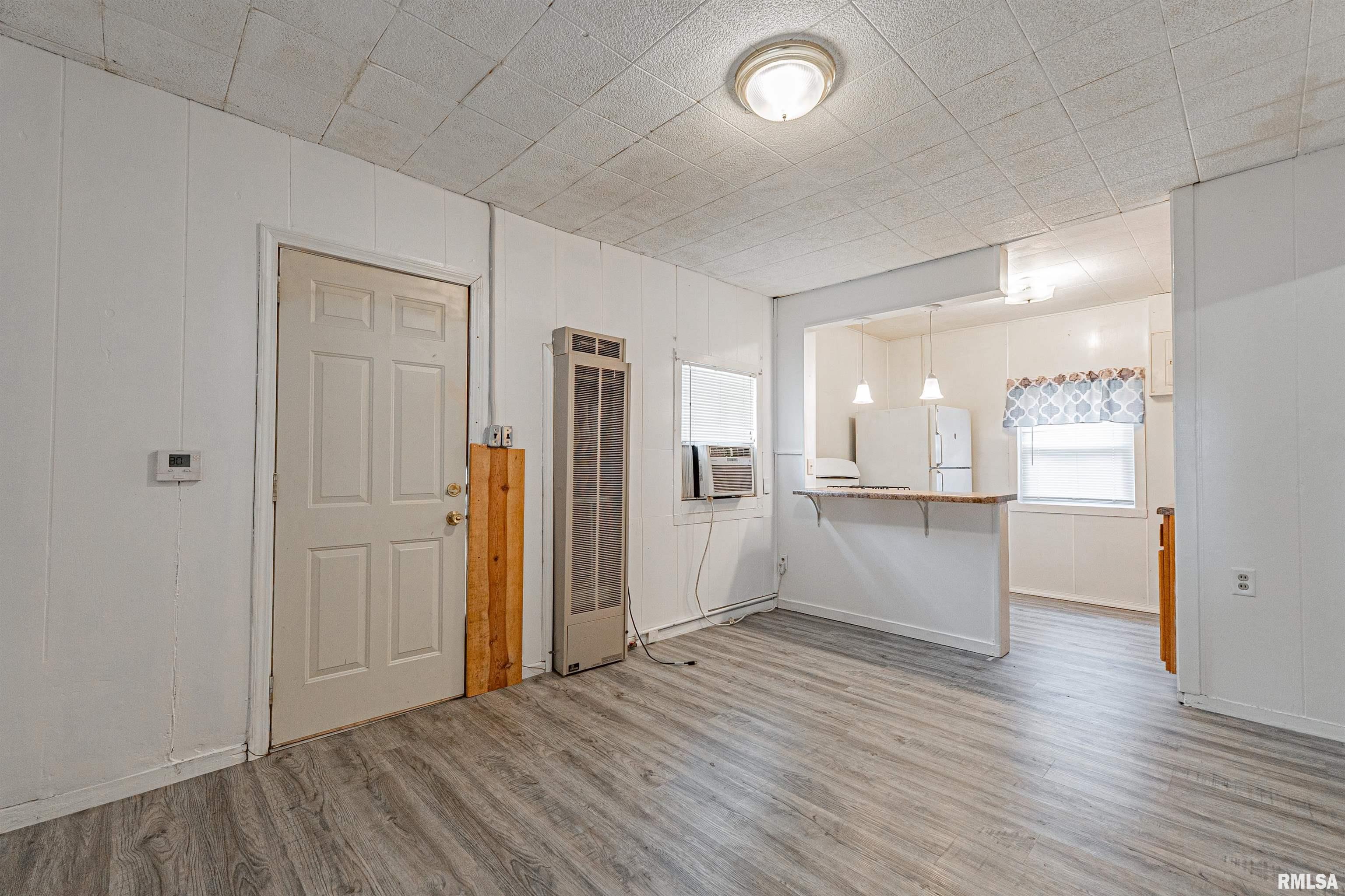2219 South 6th Street Springfield, IL 62703 - Photo 8 of 15