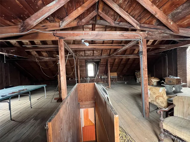 $2,999,500 | 605 Halyoake Avenue, Orient, NY 11957