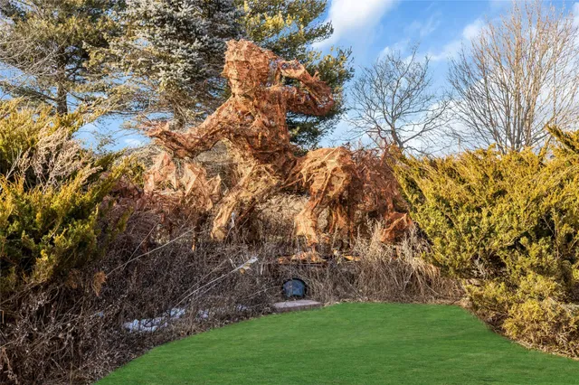 $2,999,500 | 605 Halyoake Avenue, Orient, NY 11957