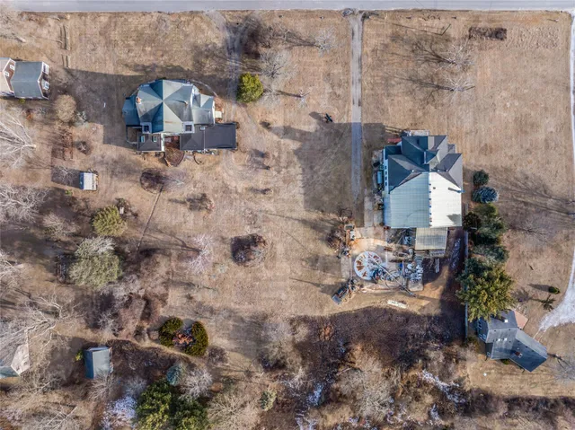 $2,999,500 | 605 Halyoake Avenue, Orient, NY 11957