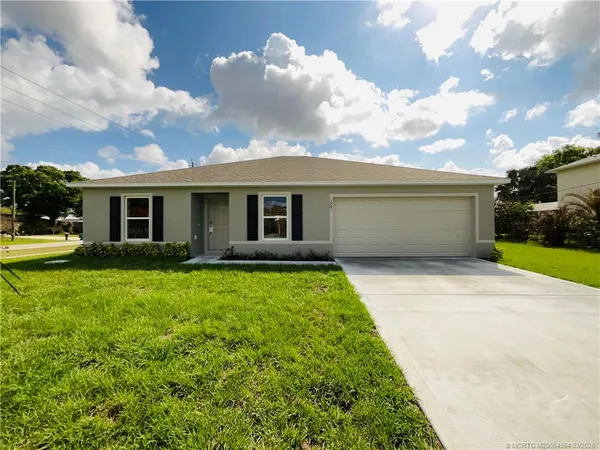 $2,500 | 1701 Southeast Manth Lane, Port St. Lucie, FL 34983