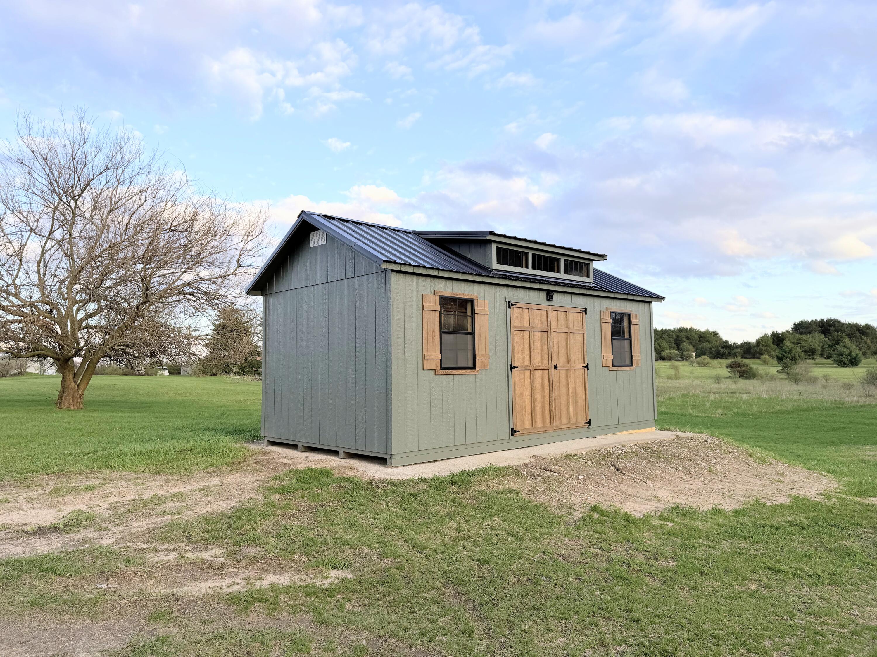 1595 North County Line Road Six Lakes, MI 48886 - Photo 3 of 26 shed