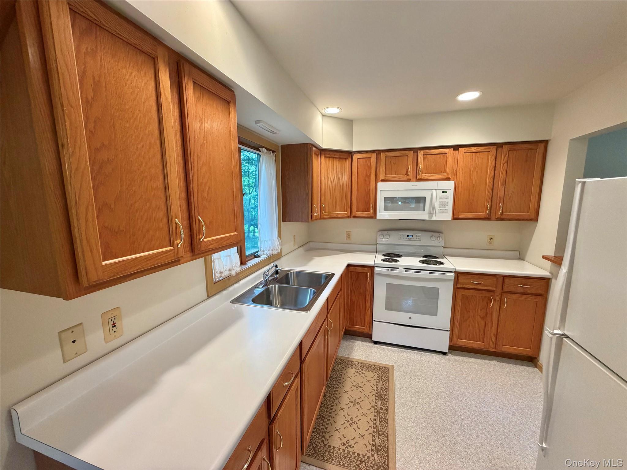 468 Decker Road Wallkill, NY 12589 - Photo 9 of 38 Gallery Image 9