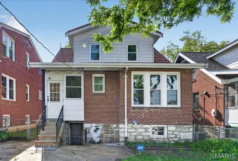 $215,000 | 6011 South Grand Boulevard, St. Louis, MO 63111