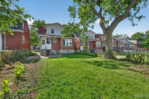 $215,000 | 6011 South Grand Boulevard, St. Louis, MO 63111