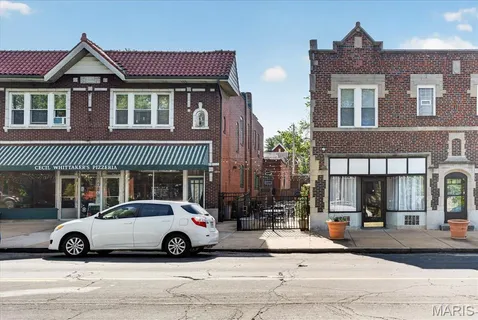 $215,000 | 6011 South Grand Boulevard, St. Louis, MO 63111