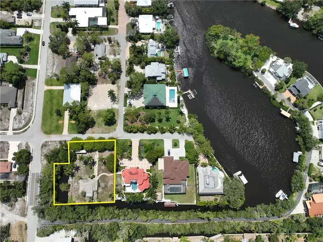 $650,000 | 27584 Imperial River Road, Bonita Springs, FL 34134
