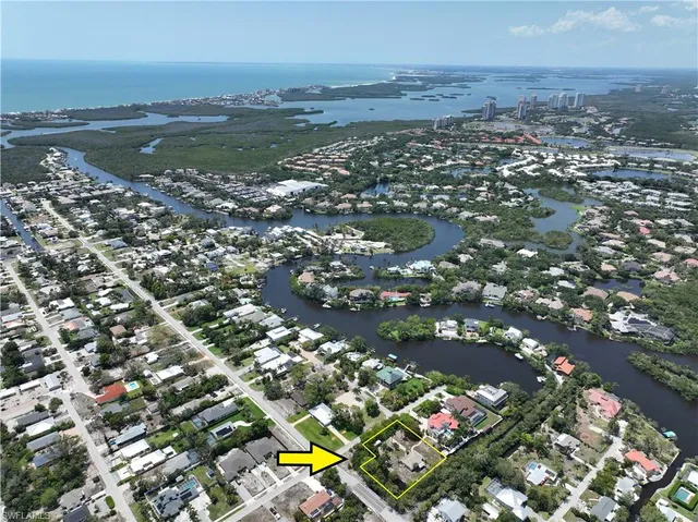 $650,000 | 27584 Imperial River Road, Bonita Springs, FL 34134