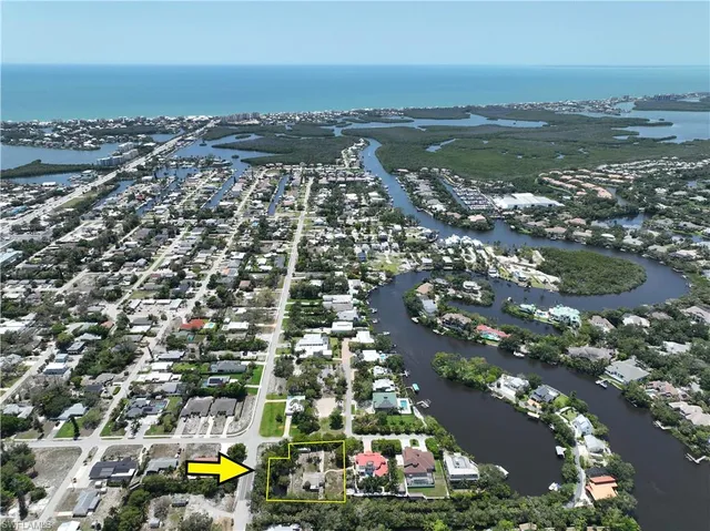 $650,000 | 27584 Imperial River Road, Bonita Springs, FL 34134