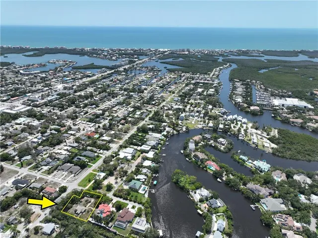 $650,000 | 27584 Imperial River Road, Bonita Springs, FL 34134