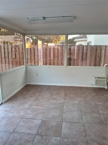 $2,275 | 15003 Deer Meadow Drive, Lutz, FL 33559