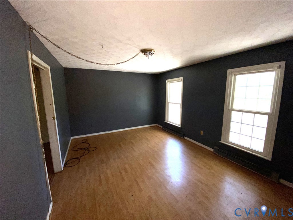 460 Thompson Avenue West Point, VA 23181 - Photo 10 of 29