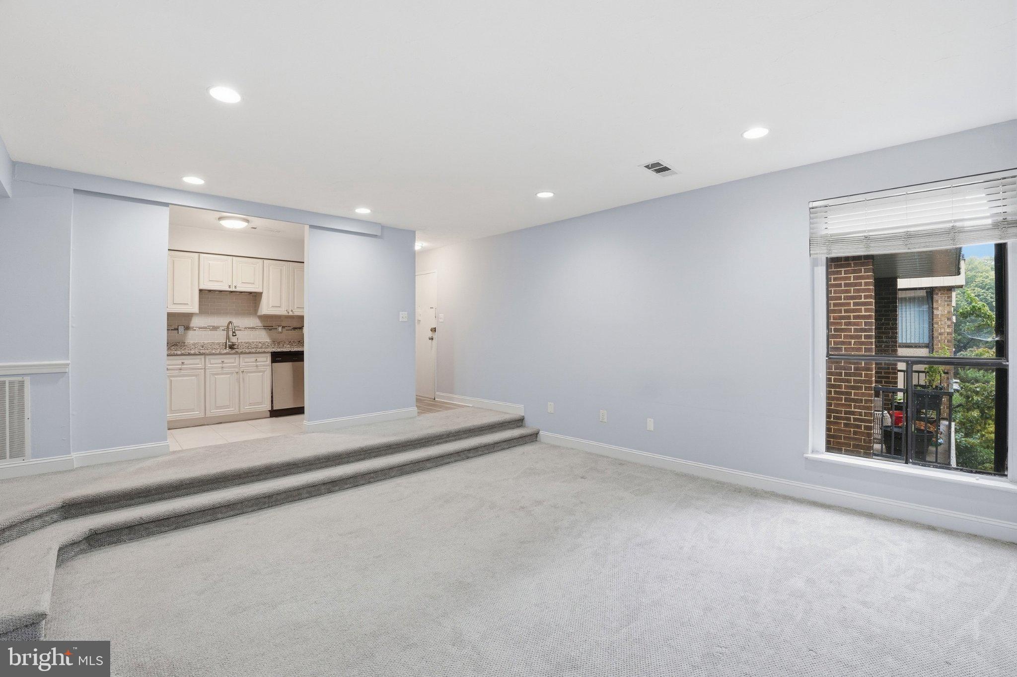 2105 Walsh View Terrace, Unit 15301 Silver Spring, MD 20902 - Photo 14 of 21 Gallery Image 14