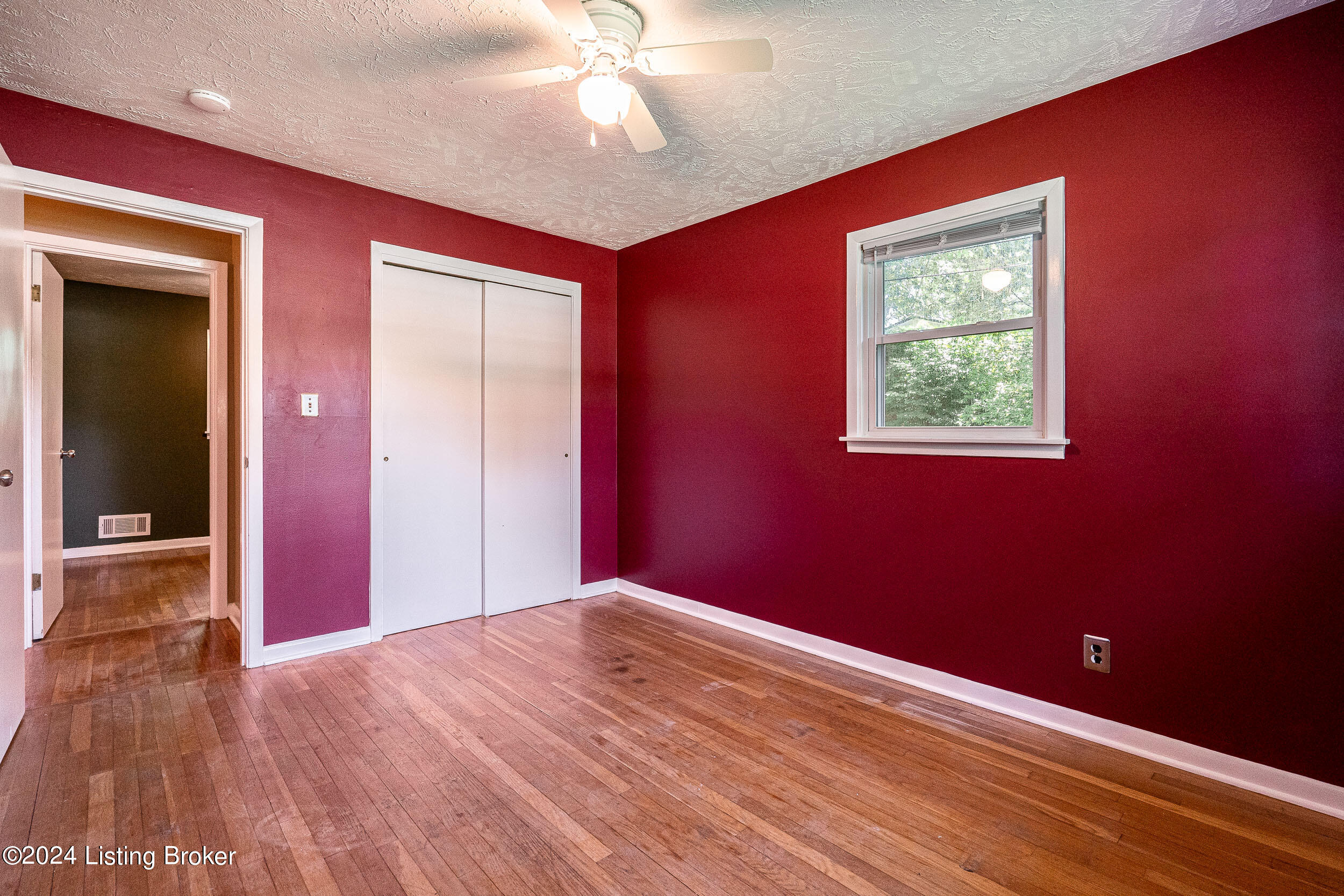 6421 Fernview Road Louisville, KY 40291 - Photo 32 of 52 6421 Fernview Road-46