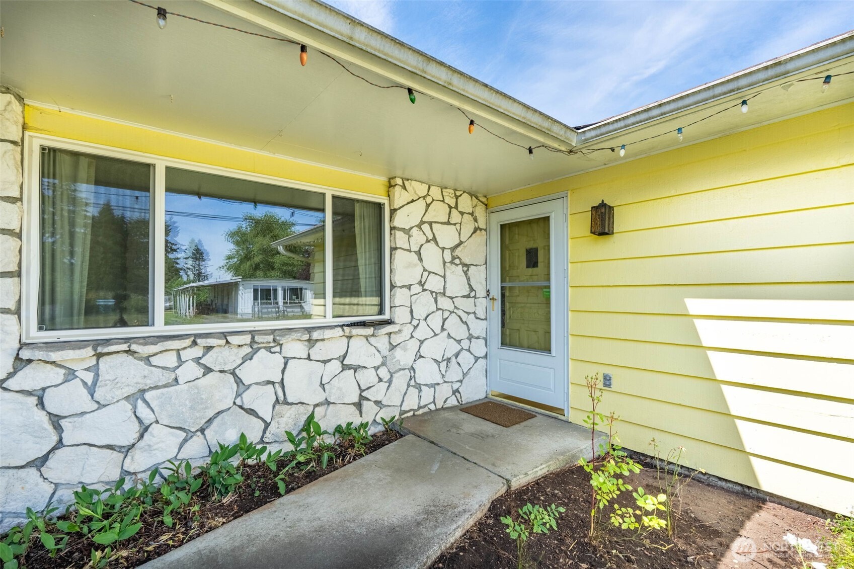 3412 Russell Road Centralia, WA 98531 - Photo 4 of 40