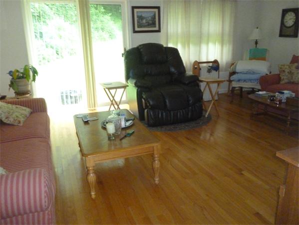 17 Gates Road, Unit B Worcester, MA 01603 - Photo 4 of 8 Gallery Image 4