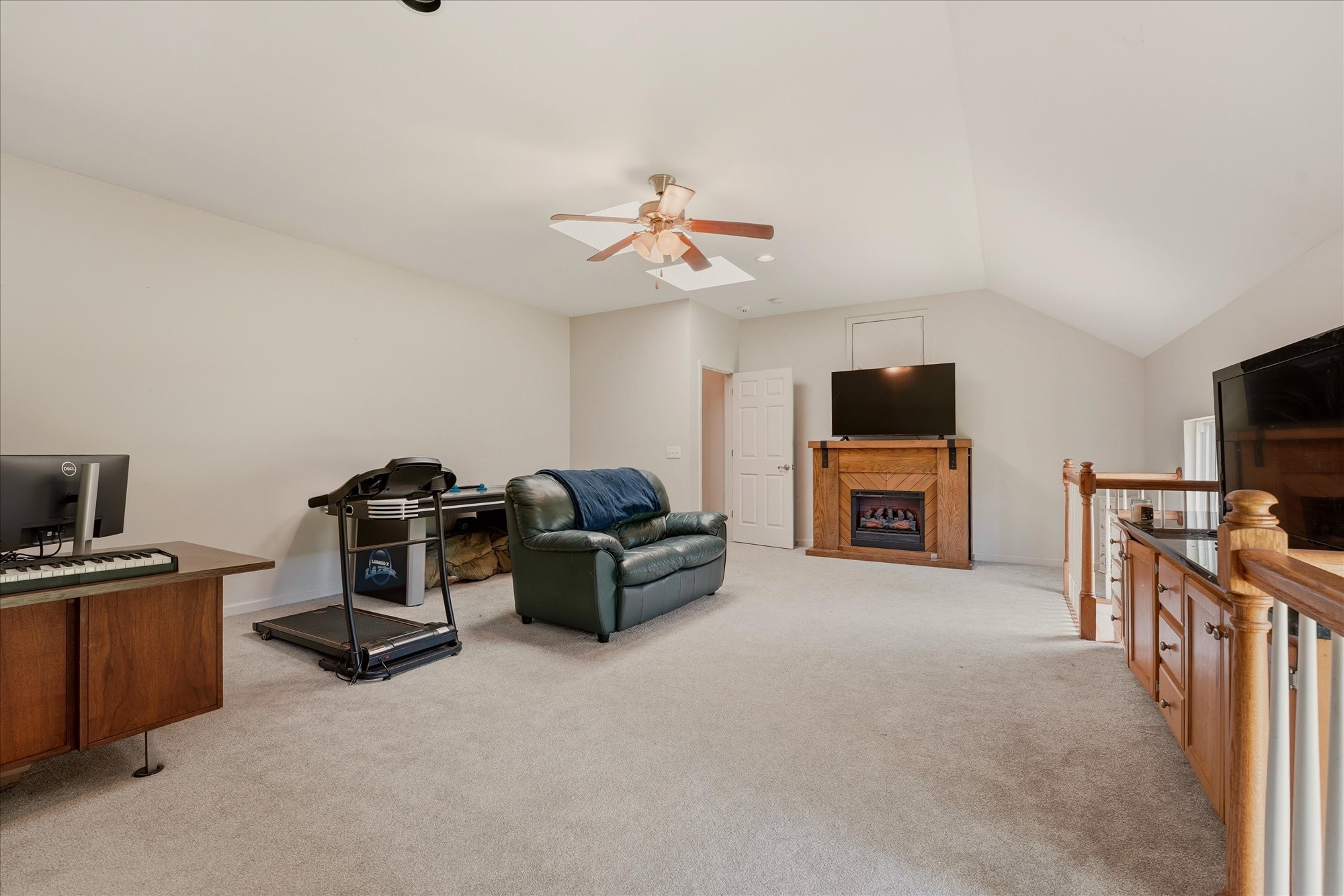 1510 Rapids Road Portland, TN 37148 - Photo 19 of 57 a living room with furniture and a flat screen tv