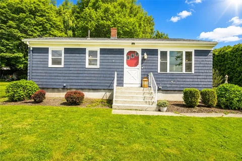 $524,900 | 27 Alan Avenue, Portsmouth, RI 02871