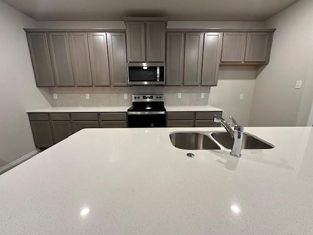 6024 Pitcher Way Providence Village, TX 76227 - Photo 3 of 40