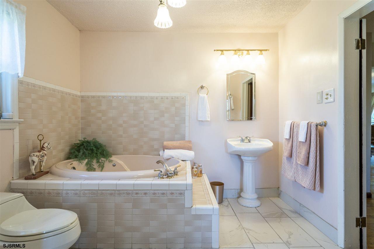 2183 Broadlane Road Williamstown, NJ 08094 - Photo 9 of 25 Located on Main Floor & Adjoins Master Bedroom