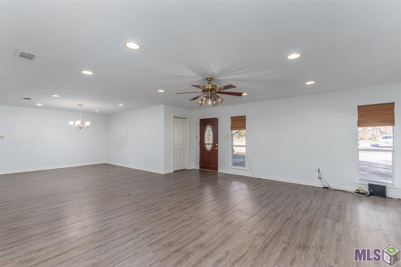 10114 Lovett Road Baton Rouge, LA 70818 - Photo 8 of 27