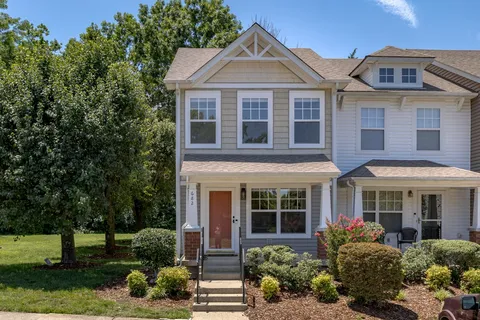 $325,000 | 682 Flintlock Court, Nashville, TN 37217