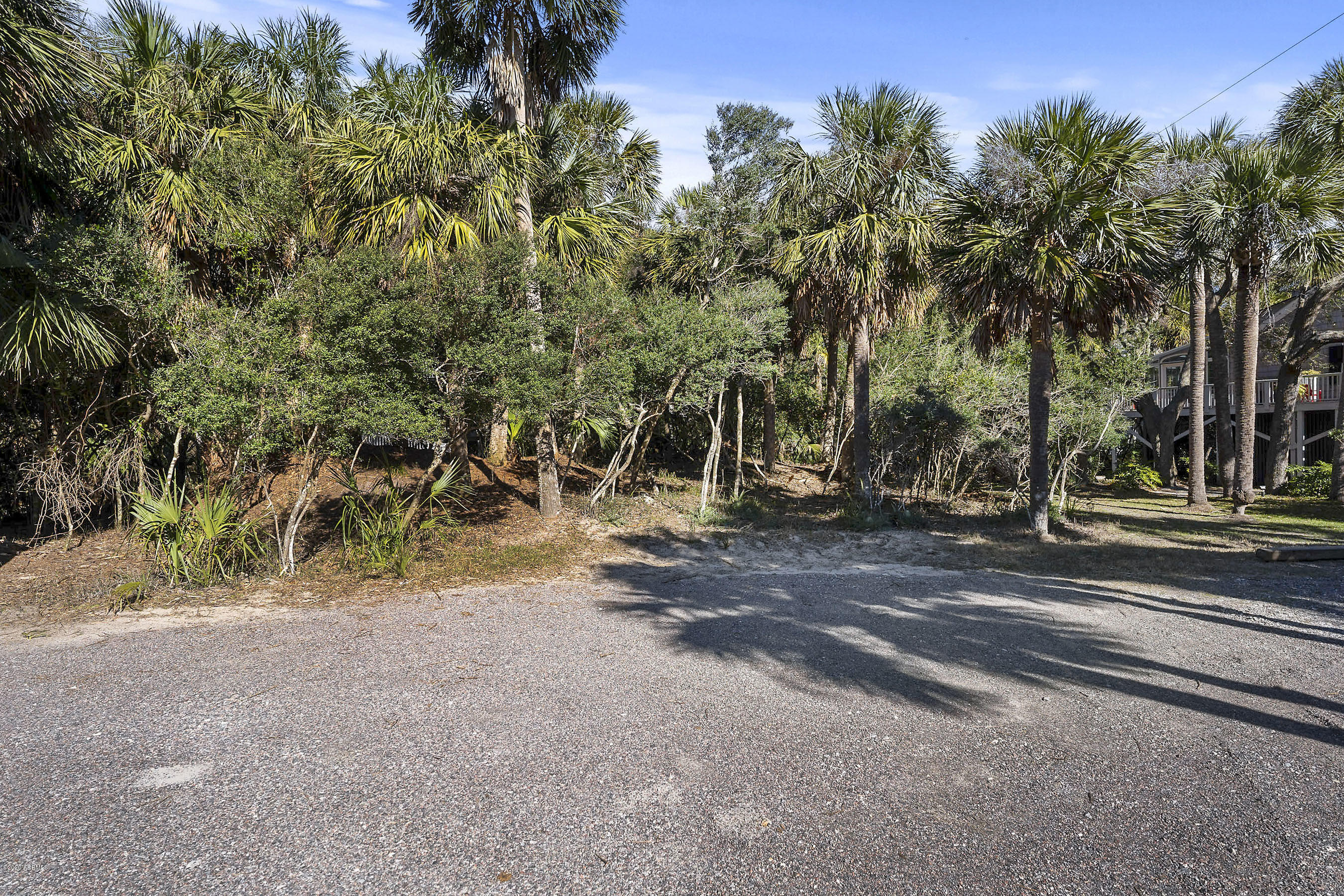 704 Flying Fish Road Fripp Island, SC 29920 - Photo 6 of 17 DSC09334-SMALL