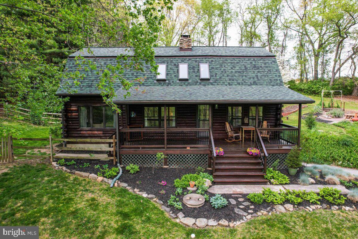 896 Frogtown Road Hanover, PA 17331 - Photo 1 of 72