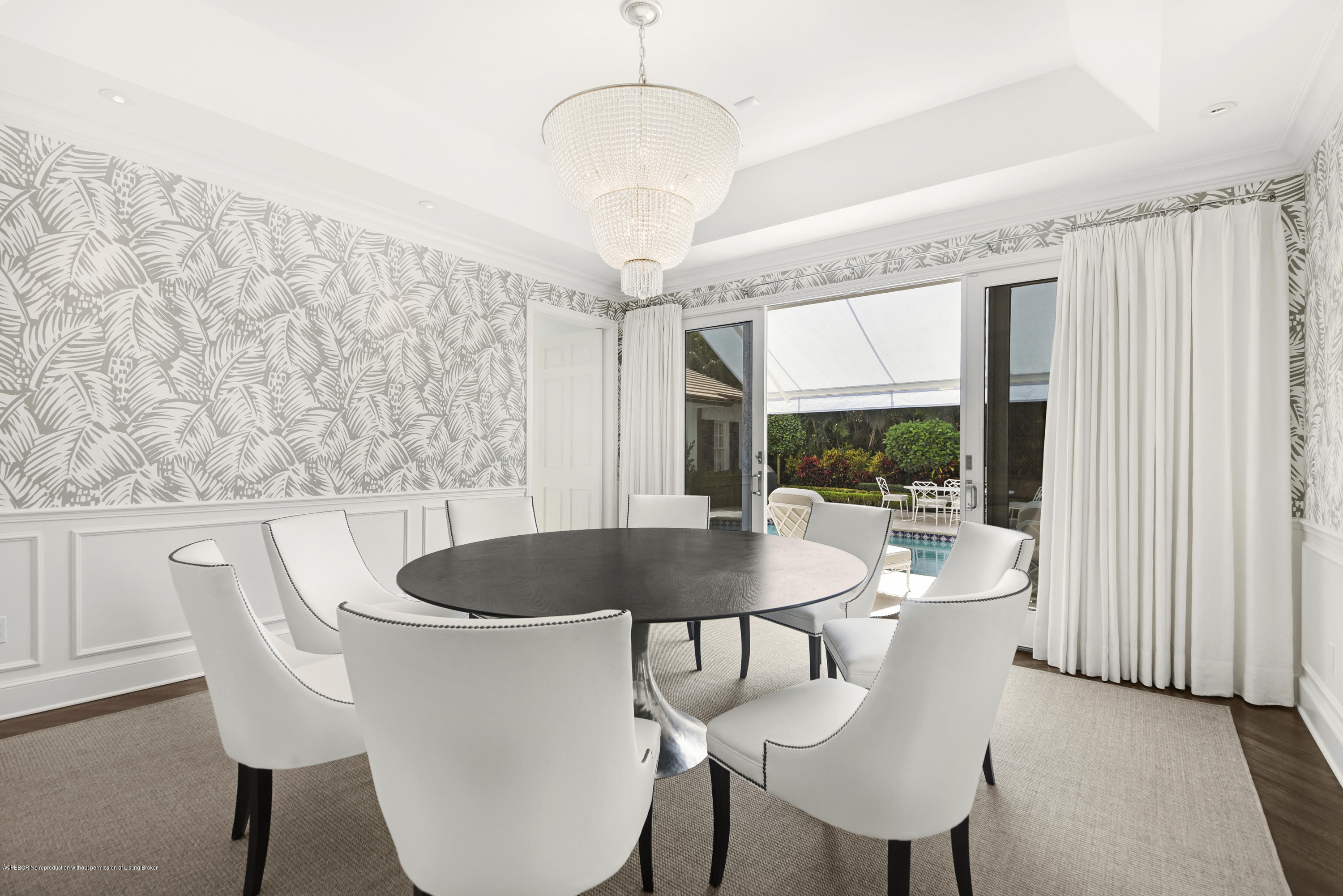 310 Plantation Road Palm Beach, FL 33480 - Photo 6 of 17 06