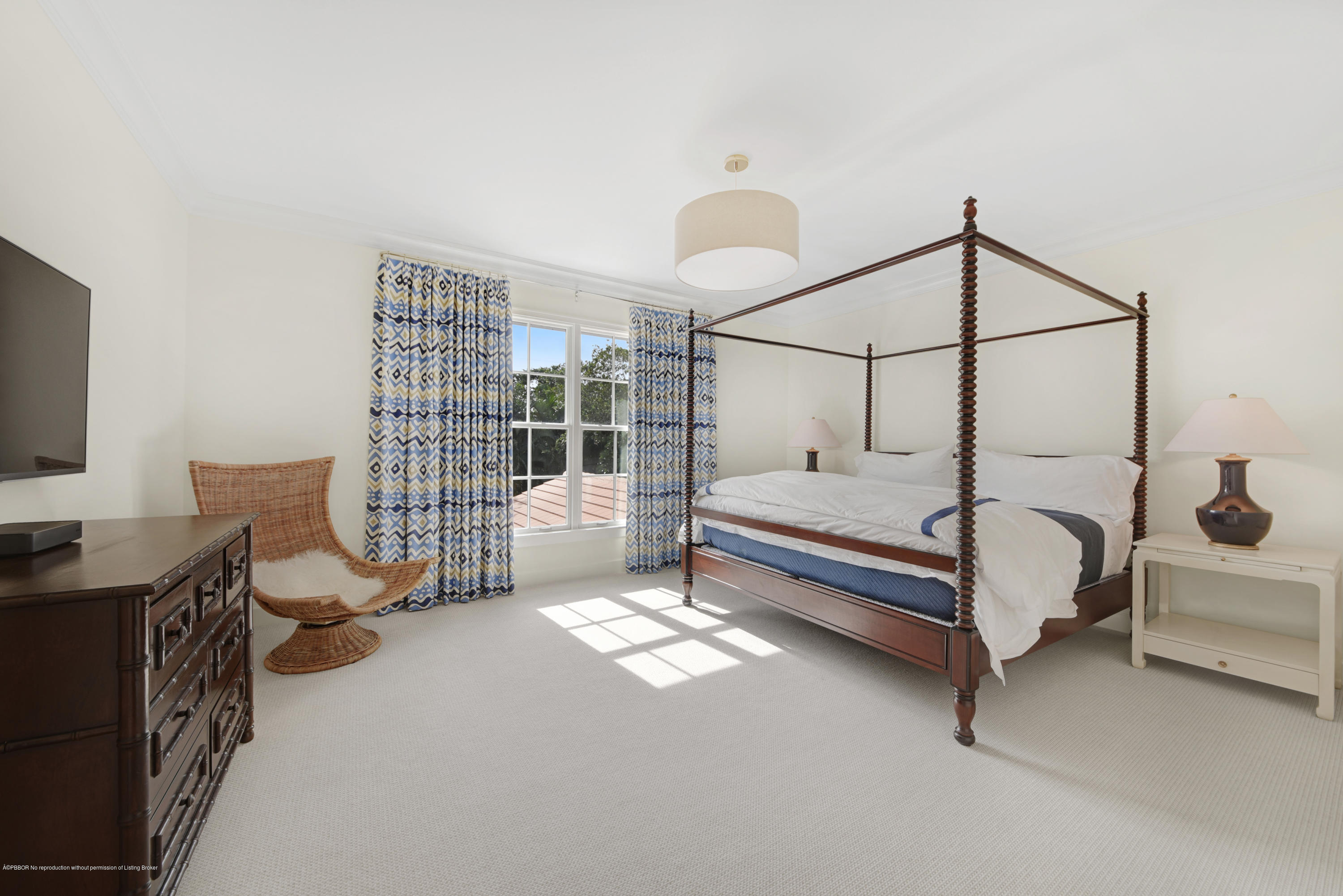 310 Plantation Road Palm Beach, FL 33480 - Photo 10 of 17 10