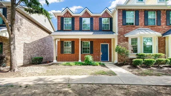 $2,500 | 3206 Bedford Road, Bedford, TX 76021