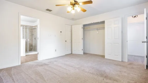 $2,500 | 3206 Bedford Road, Bedford, TX 76021