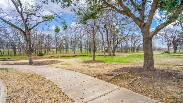$2,500 | 3206 Bedford Road, Bedford, TX 76021