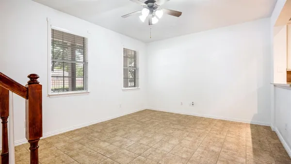 $2,500 | 3206 Bedford Road, Bedford, TX 76021