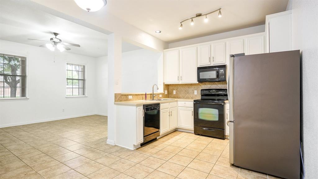 3206 Bedford Road Bedford, TX 76021 - Photo 8 of 26