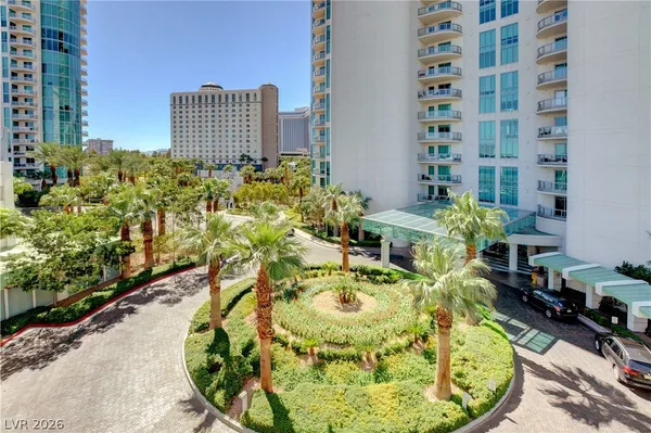 $4,395 | 222 Karen Avenue, Unit 4305, Las Vegas, NV 89109