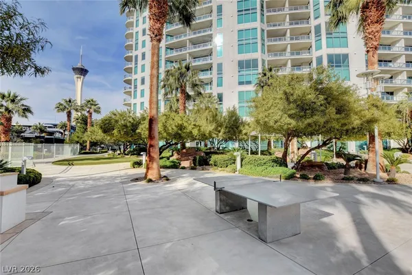 $4,395 | 222 Karen Avenue, Unit 4305, Las Vegas, NV 89109