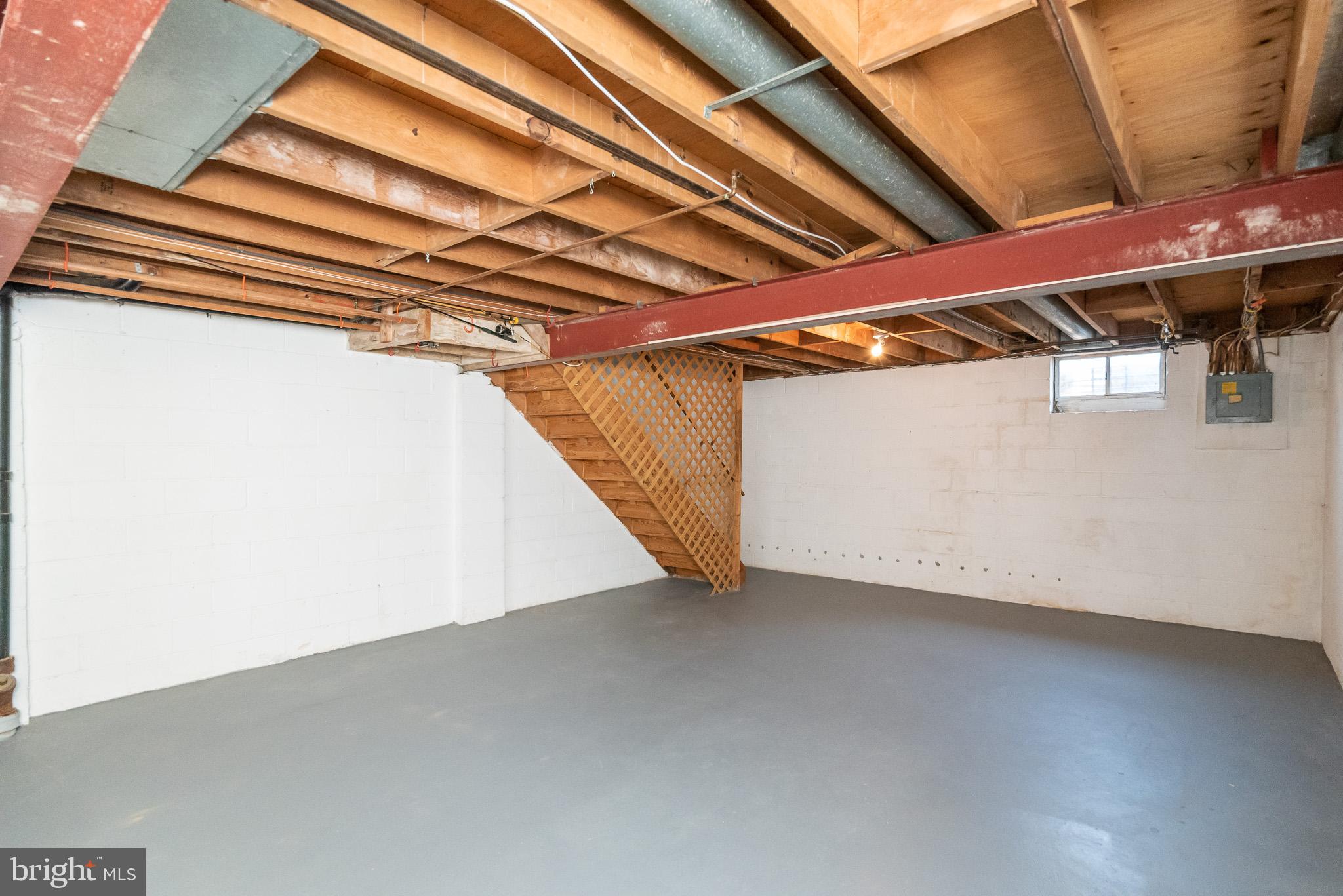 37 Cardor Court, Unit 37 Baltimore, MD 21236 - Photo 34 of 47 a view of a room with stairs