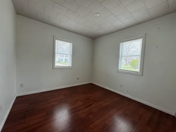 $1,300 | 1532 Vernon Avenue, Beloit, WI 53511