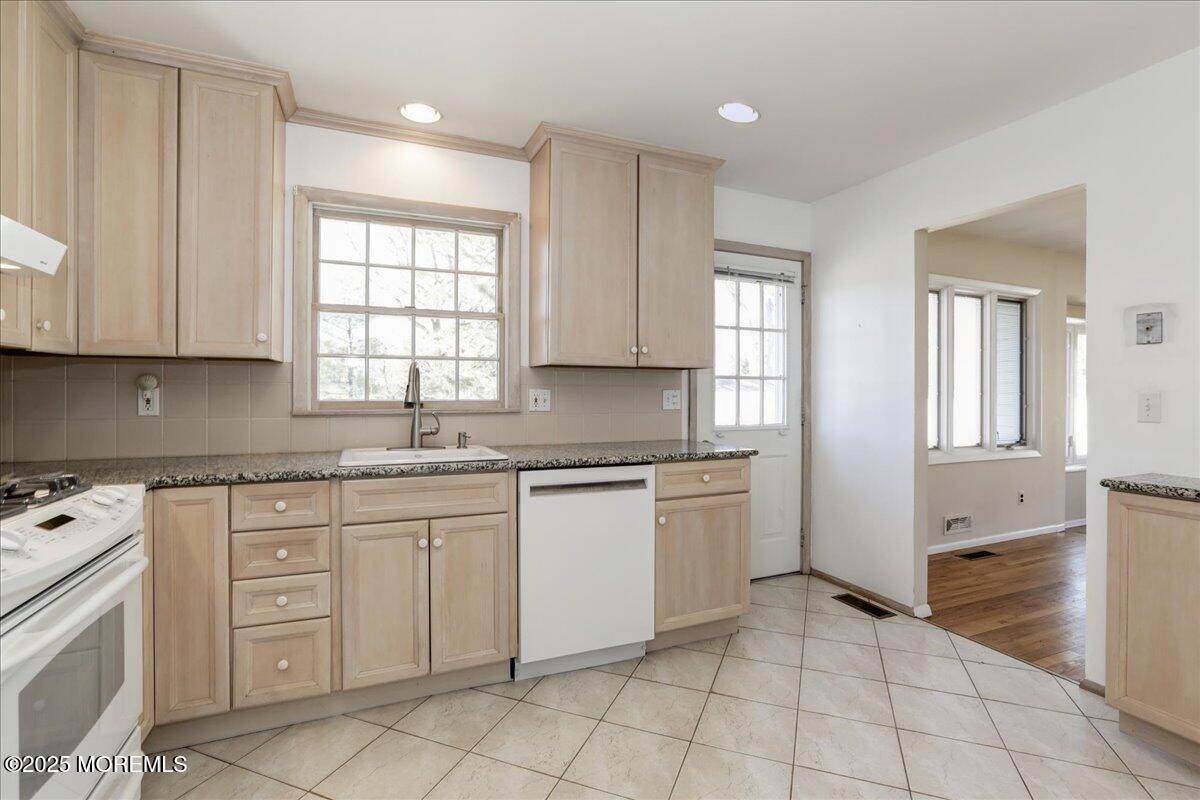 103 Taft Drive Brick, NJ 08724 - Photo 36 of 80 40-103TaftDr_0040