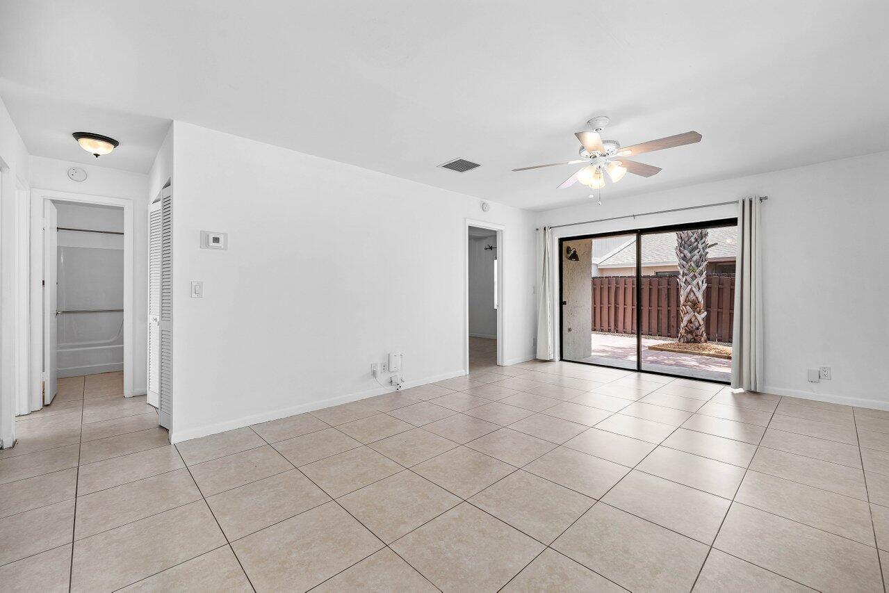 16422 Straw Way Delray Beach, FL 33484 - Photo 11 of 33 16422 Straw Way