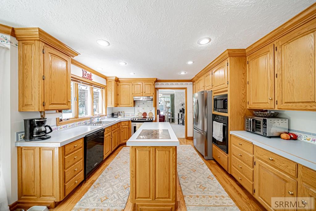 706 South Bellin Road Idaho Falls, ID 83402 - Photo 29 of 80