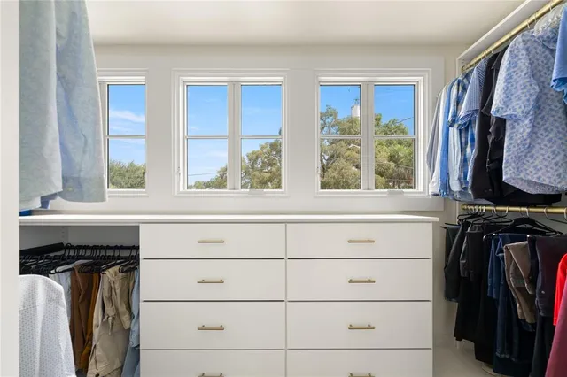 a close view of sink