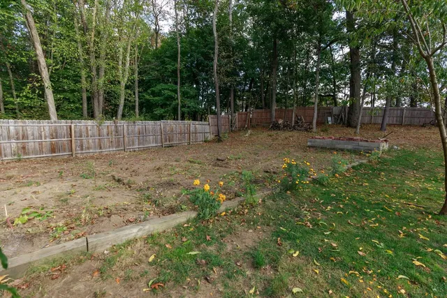 $399,900 | 32 East Side Drive, Concord, NH 03301